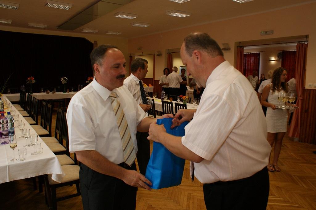 stretnutie host� v kult�rnom dome